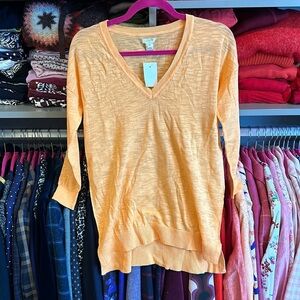 J Crew v neck 3/4 quarter sleeve apricot colored lightweight sweater size XS NWT